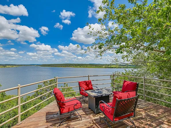 102 Center Cove I Loop #I, Spicewood, TX 78669