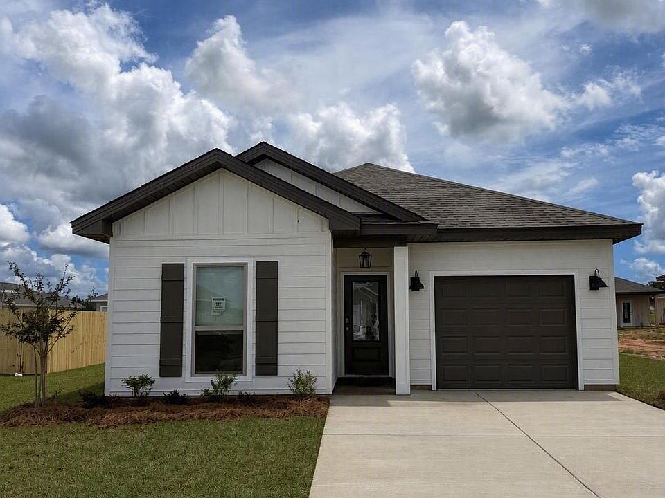 1st image of 7624 Courant Cir