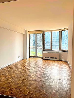 1st image of 500 W 43rd St APT 14C