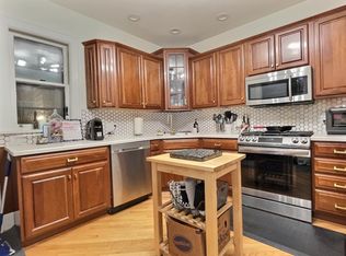 110 Berkeley St APT 1, Rochester, NY 14607