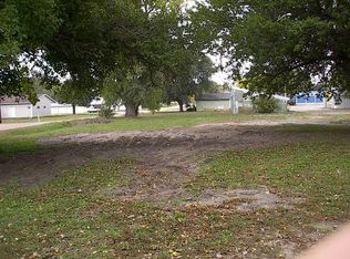 421 S Pleasant St, Pierce, NE 68767