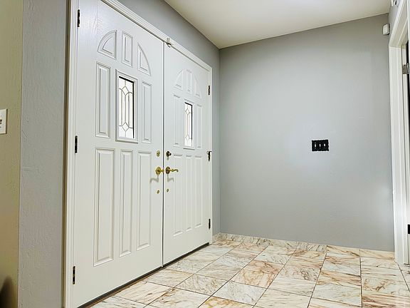 2nd image of 1068 Wilsham Dr
