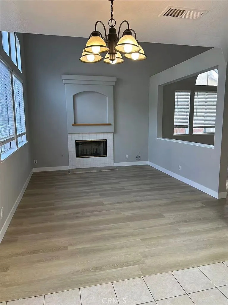 3 bed, 1531 sqft, $3,380 — Photo 2
