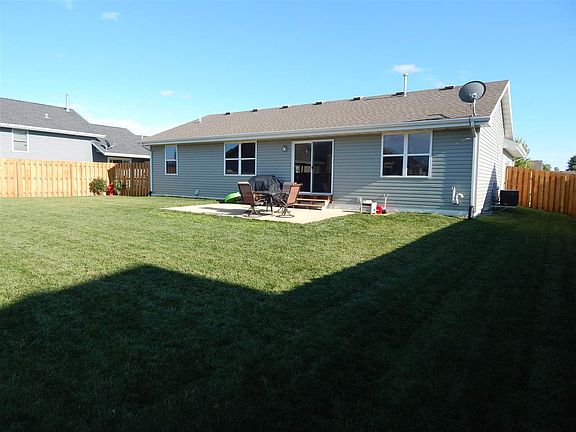 2nd image of 4241 Baybrook Dr