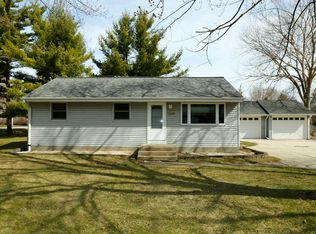 7706 W High St, Franklin, WI 53132