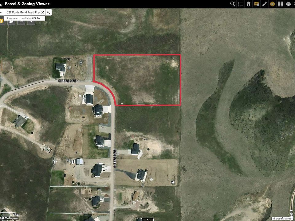 1st image of 627 Fords Bend Rd