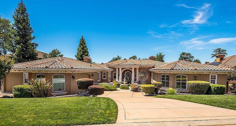 1st image of 1040 Cambria Way