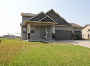 350 28th St SE #1, Altoona, IA 50009