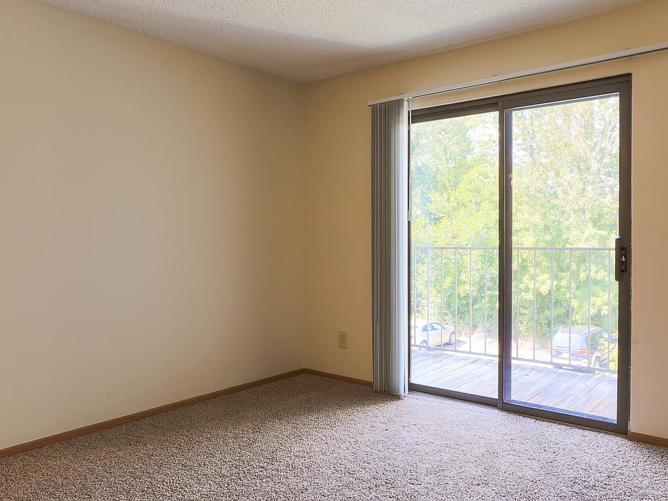 1st image of 7423 Skerrydoon Ln APT 103
