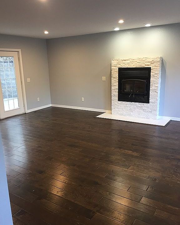 1st image of 3 Keighley Cir
