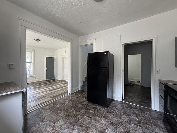 2nd image of 748 Monroe St #1
