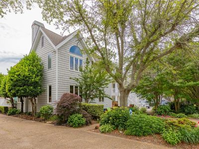 206 50th St APT C, Virginia Beach, VA, 23451