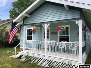 206 S Lincoln Ave, Glendo, WY 82213