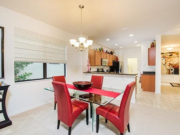 4th image of 561 Presido Park Pl