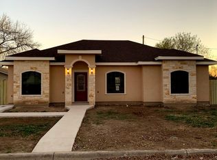 109 Vanham St, Uvalde, TX 78801