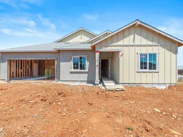 2587 Seiad St, Redding, CA 96002