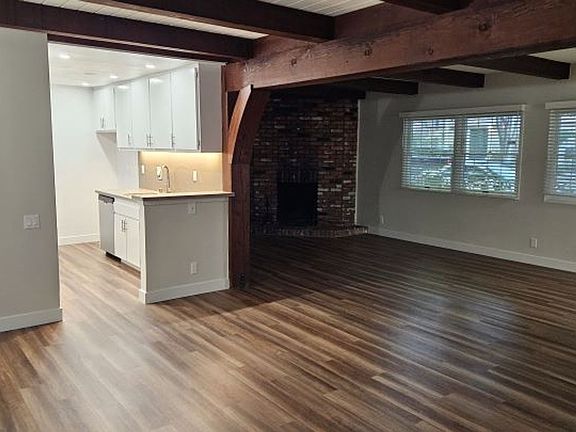 2nd image of 1821 Canyon Dr #1835