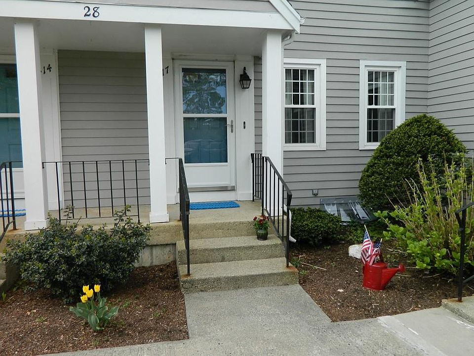 1st image of 417 Twin Lakes Dr #417