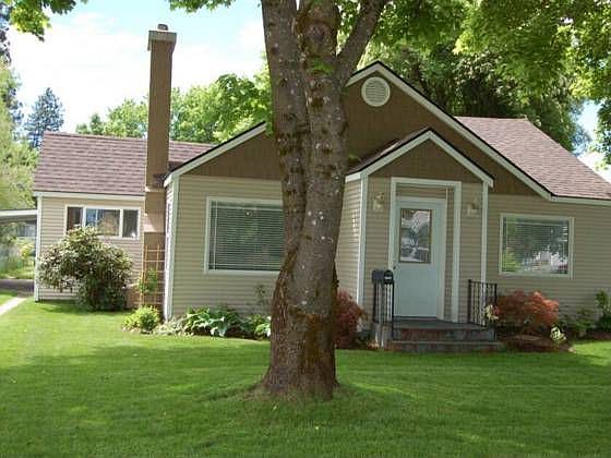 2nd image of 1306 E St Maries Ave