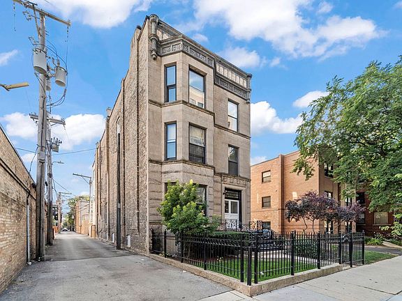 5th image of 815 W Wellington Ave #3