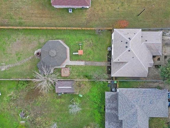 3rd image of 8645 Rinn St