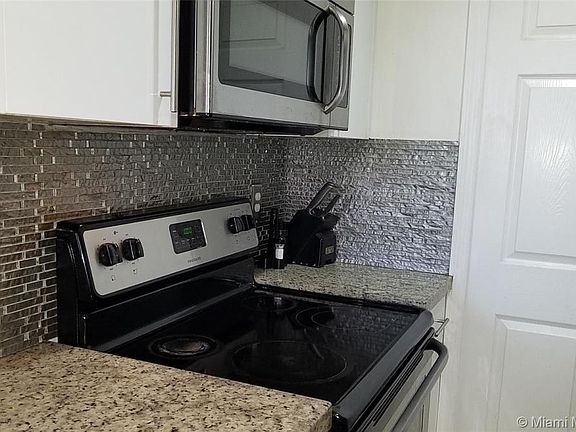 4th image of 6320 NW 114th Ave #122126320