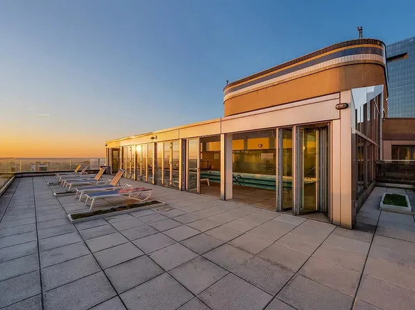 322 West 57th Street image 6 of 10