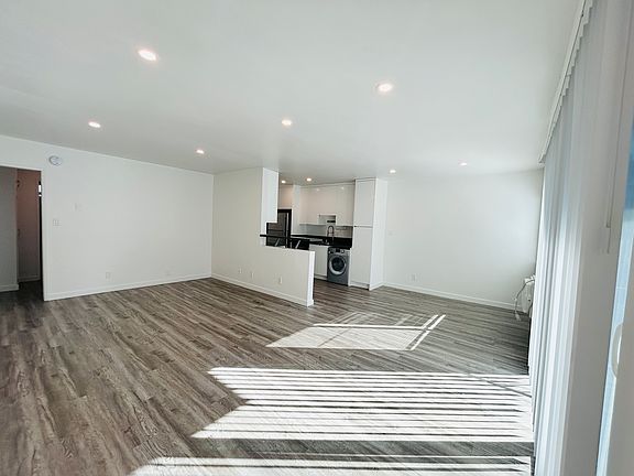 2nd image of 11825 National Blvd APT 6