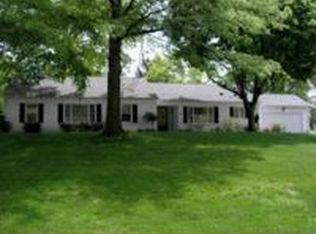 225 Oakcrest Ln, Pittsburgh, PA 15236