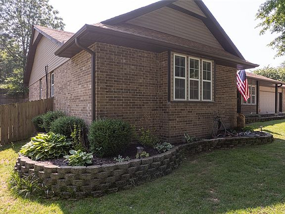 4th image of 1503 Camino Real