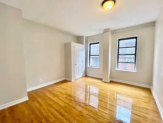 Rented by Compass | media 16