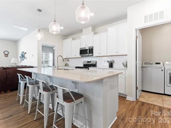 7742 Sea Turtle Way, Lancaster, SC 29720