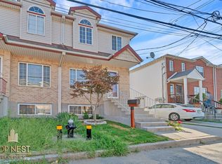 30 Georgetown Ln, Brooklyn, NY 11234
