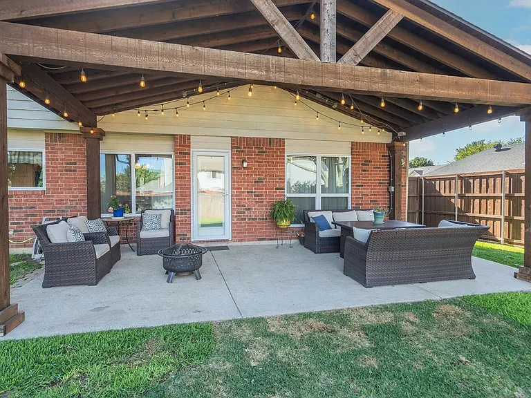 2600 Crepe Myrtle Dr — Photo 18