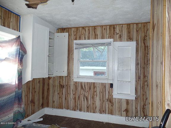 4th image of 31 Montford St