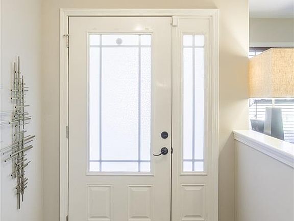3rd image of 410 Summer Cove Cir NW