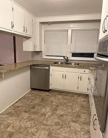 498 Ridge Ave SW — Photo 19