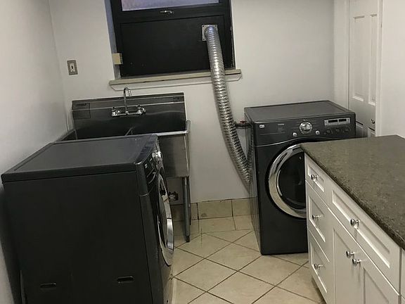 4th image of 2136 78th St