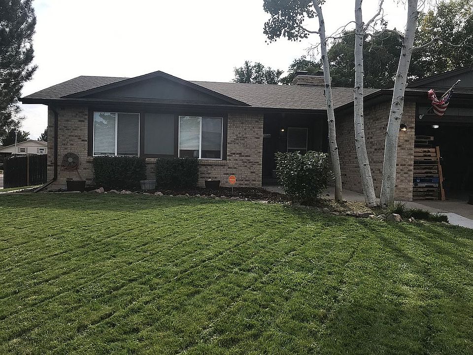 2nd image of 13001 Dexter St