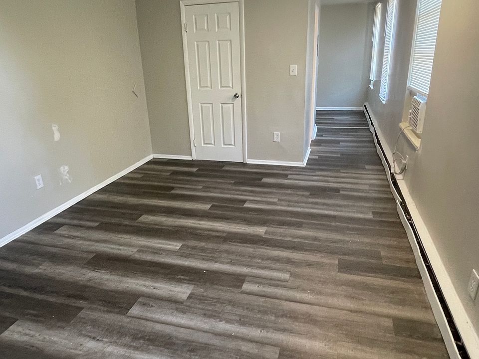 2nd image of 3545 Harvey Ave #3