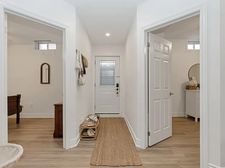 82 Chalmers Dr #LL — Photo 3
