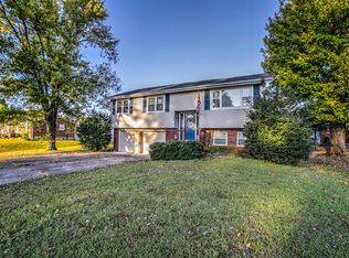 390 Tollview Dr, Shepherdsville, KY