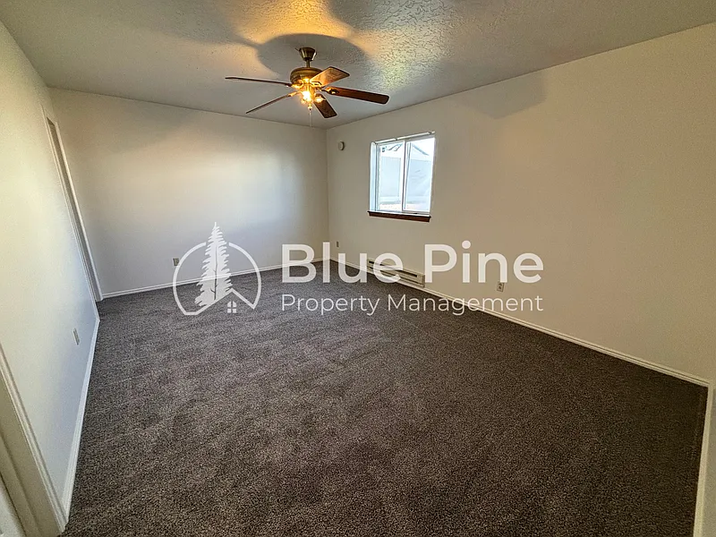2 bed, 2.0 bath, 1050 sqft, $1,050 — Photo 3