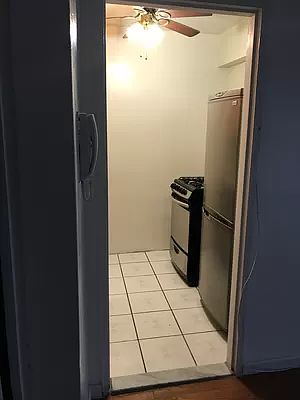 5th image of 210 E 63rd St APT 3-E