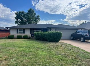 2505 Indian Dr, Enid, OK 73703