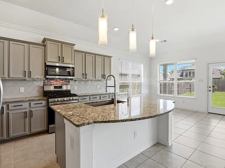 1618 Rosedale Dr — Photo 16