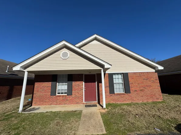 135 Cypress Cir, Oxford, MS 38655
