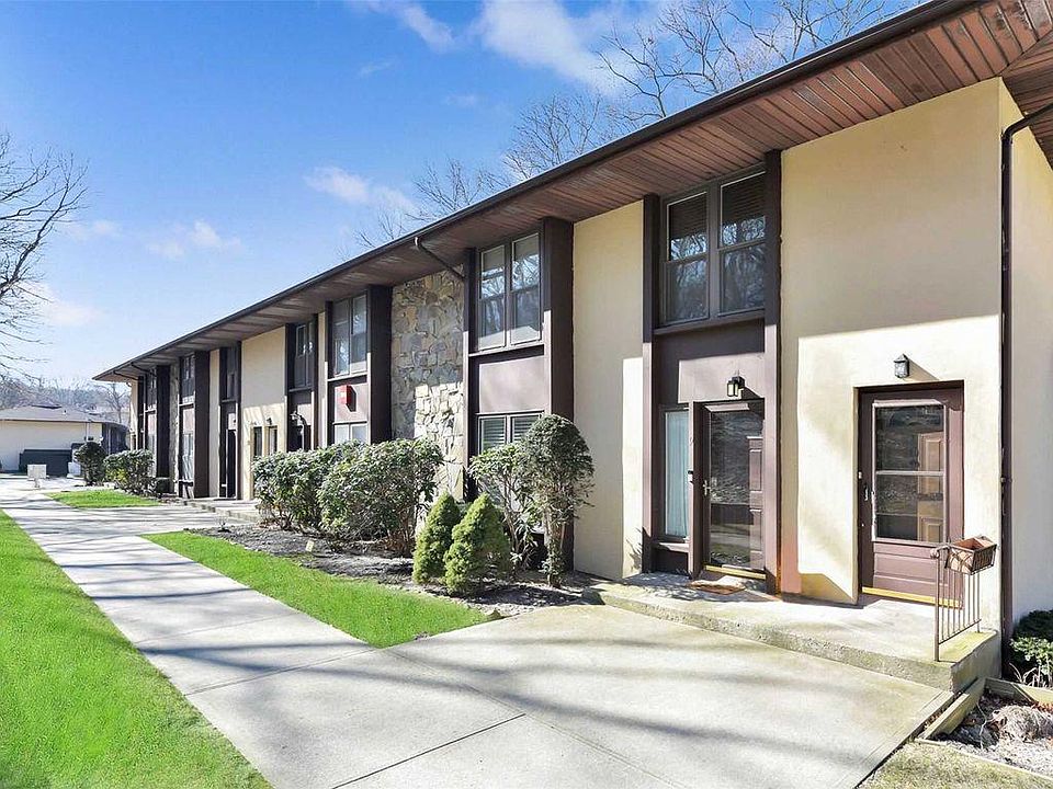 1st image of 10 Beech Ct