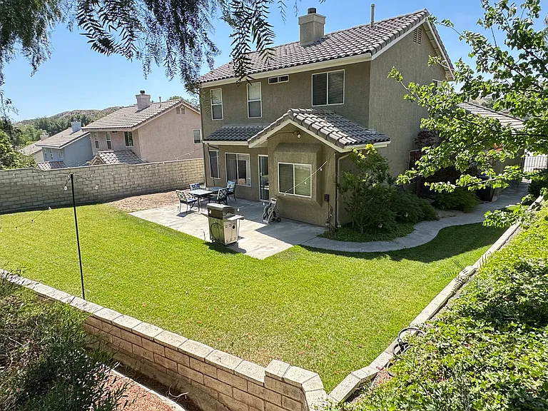Florabunda Rd — Photo 20