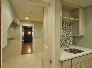 2500 Great Oaks Pkwy, Austin, TX 78756